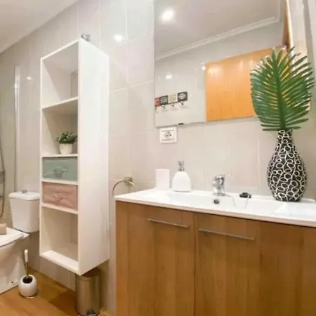 Apartmán Beau Terrasse A Cote De La Del Cura